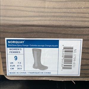 Sorel “Norquary” size 9 Moccasins